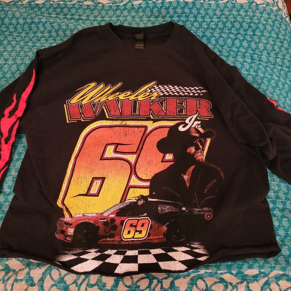 Band Merch, Wheeler Walker Jr. 69 Graphic T, M, 100%cotton, Crop Top Style